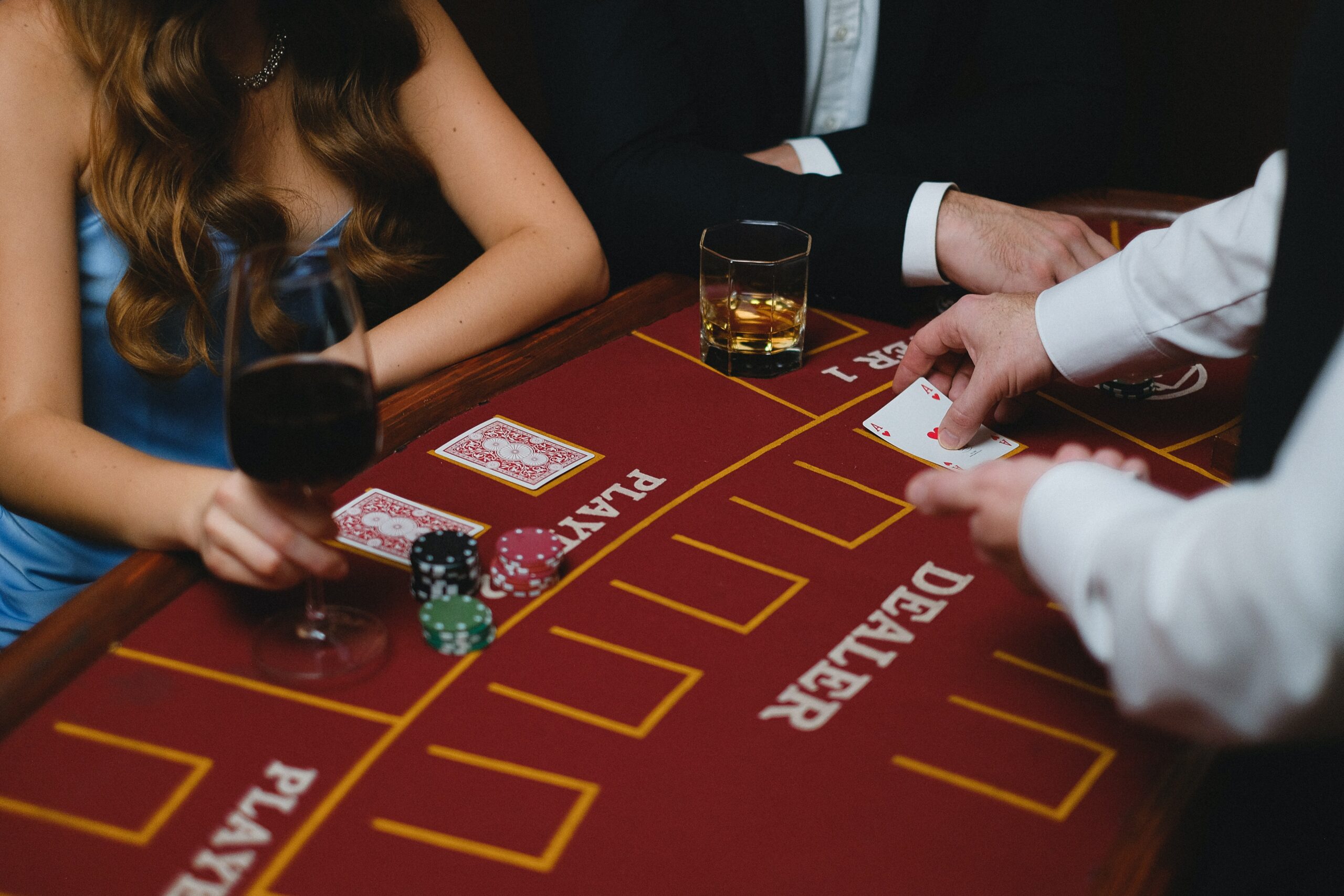 Online casinos that are licensed and regulated will be the ones to which you should make a commitment.